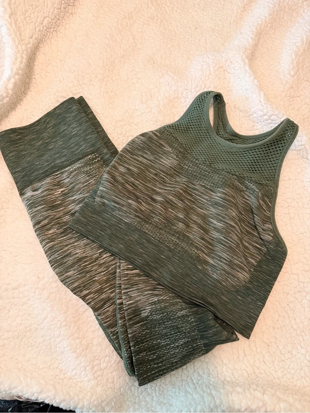 JoyLab Seamless Mesh-Back Crop Top & Leggings Set - Olive